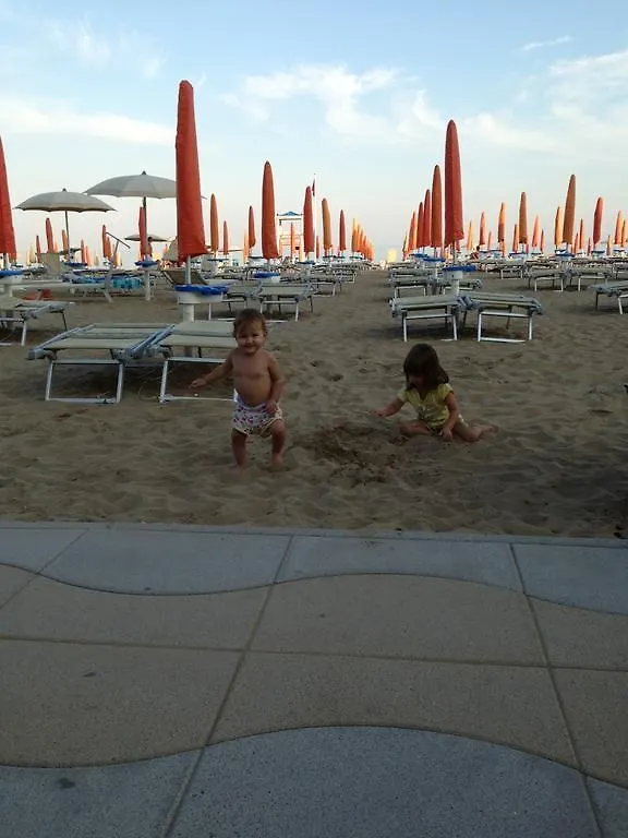 **  Hotel Silva Frontemare Τζεσόλο Λίντο Ιταλία