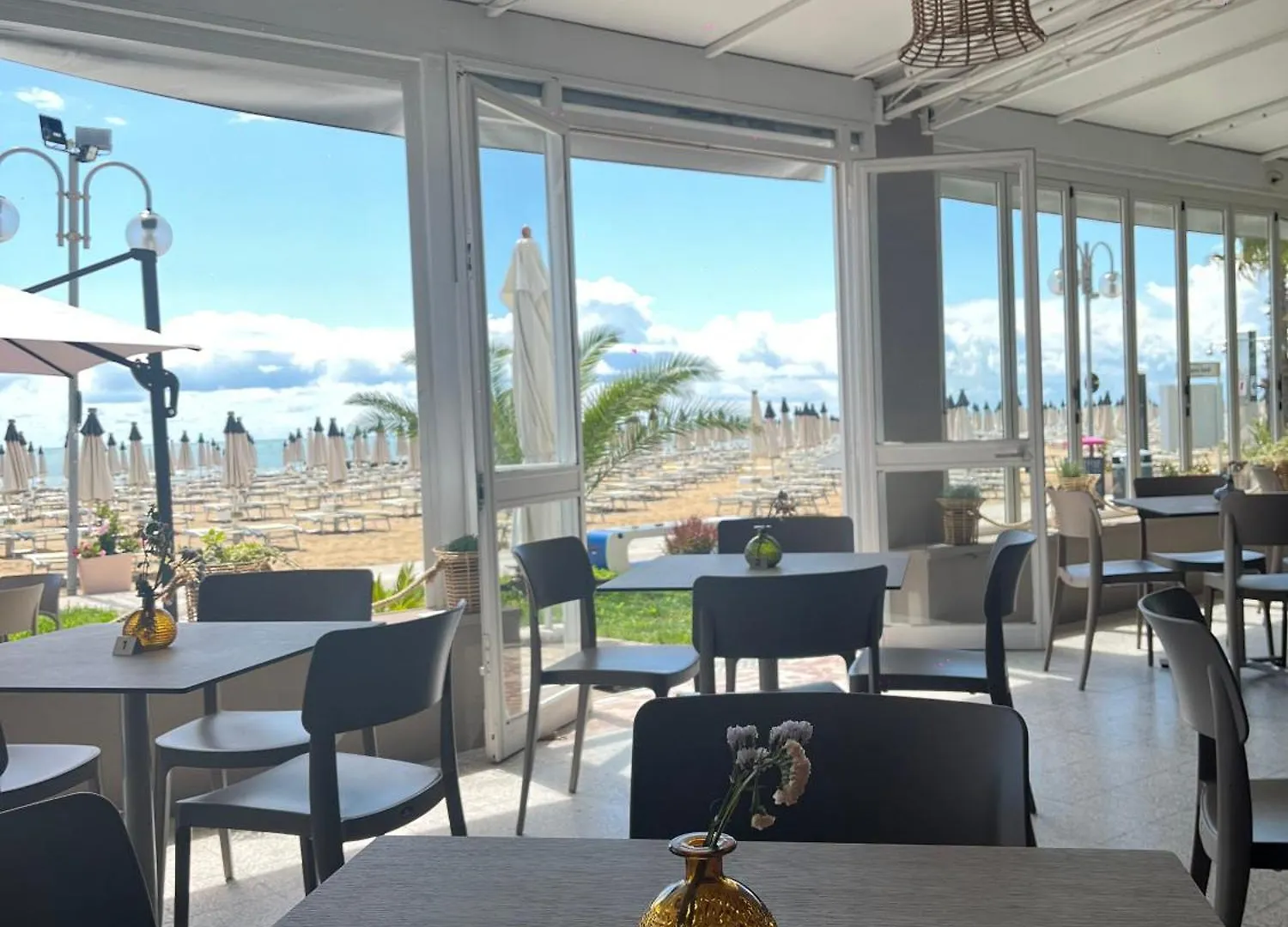 Hotel Silva Frontemare Τζεσόλο Λίντο